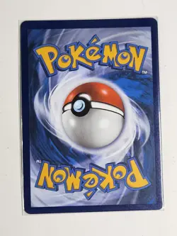 Reshiram 113/114 Celebrations: Classic Collection Pokemon Holo NM - Image 2