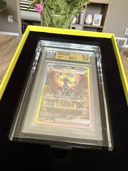 Pokemon 2025 SV Prismatic Evolutions Umbreon ex 161/131 SIR Holo Tera BGS 9.5 - Image 1