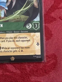 Lorcana Wilds Unkonow - The Queen - Devious Disguise - 90/204 - Legendary - Image 5