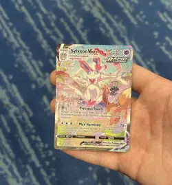 Pokemon TCG Sylveon VMAX (Alternate Art) Secret Rare 212/203 Evolving Skies Card - Image 3
