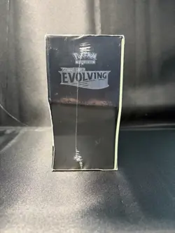 Pokemon TCG Sword & Shield Evolving Skies Elite Trainer Box (ETB) - Sealed - Image 4