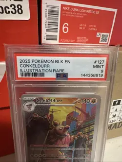 2025 POKEMON BLACK BOLT #127/086 CONKELDURR ILLUSTRATION RARE PSA 9 - Image 2