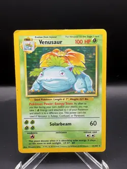 Pokemon Cards: Base Set Rare Holo: Venusaur 15/102 HP - Image 1