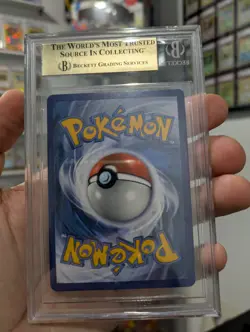 Pokemon Card PSA BGS 9.5 ZAMAZENTA V GOLD Secret Holo 212/202 Sword & Shield - Image 2