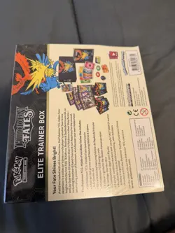 ✨ Hidden Fates ETB [Blemish] Pokemon Elite Trainer Box Sealed Pokemon TCG Card - Image 3