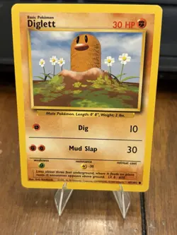 Pokemon TCG Diglett 47/102 Base Set Fight Fighting Symbol Misprint Error Card - Image 1