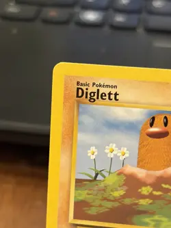 Pokemon TCG Diglett 47/102 Base Set Fight Fighting Symbol Misprint Error Card - Image 3