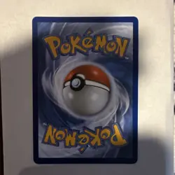 The Pokemon Company Roxie's Performance 121/086 Cosmic Eclipse Full Art Holo - Image 2