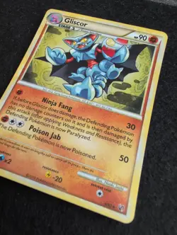 Gliscor 4/90 Holo Rare HGSS Undaunted Pokemon - Image 4
