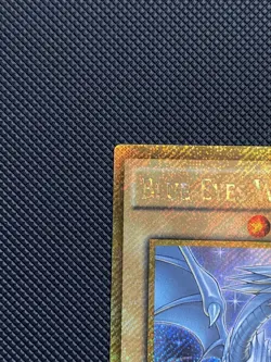 Yu-Gi-Oh | Blue-Eyes White Dragon MVP1-ENG55 Gold Rare | Limited Edition | 2017 - Image 2