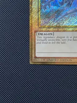 Yu-Gi-Oh | Blue-Eyes White Dragon MVP1-ENG55 Gold Rare | Limited Edition | 2017 - Image 5
