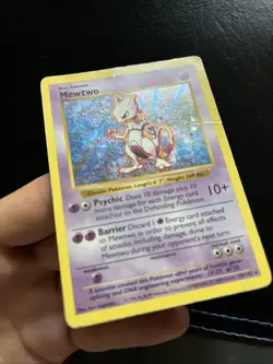 Mewtwo 010/102 Base Set (Shadowless) Holo HP DMG Pokemon Card - Image 3