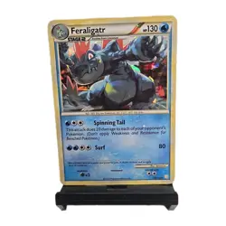 2010 Error Feraligatr HGSS #20 Cracked Holographic Pokemon Card White dot error. - Image 1