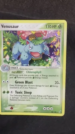 Pokemon TCG Card EX Crystal Guardians Venusaur 28/100 Holo 2006 Swirl - Image 2