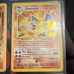Pokemon TCG Base Set Charizard 4/102 Holo Rare English 1999 Stage 2 120 HP - Image 1