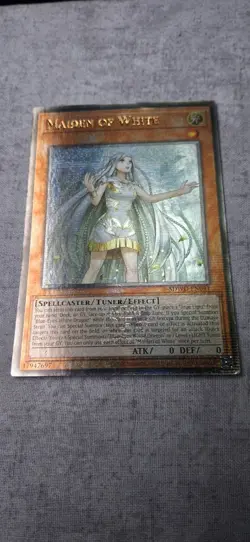 Konami Yu-Gi-Oh! Maiden of White SDWD-EN041 Quarter Century Secret Rare 1st Ed - Image 2