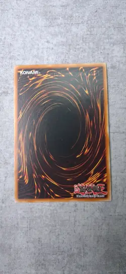 Konami Yu-Gi-Oh! Maiden of White SDWD-EN041 Quarter Century Secret Rare 1st Ed - Image 3