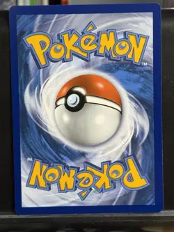 Pokemon TCG Celebrations Pikachu 005/025 - Image 2
