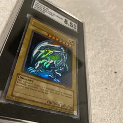 SGC 8.5 Blue Eyes White Dragon SDK-001 Ultra Rare 2002 Yu-Gi-Oh! GREAT SHAPE - Image 2