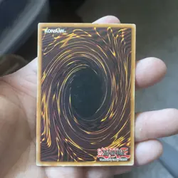YuGiOh *SPANISH* Blue-Eyes White Dragon 1st Edition BIK-S001 Lightly Played - Image 4
