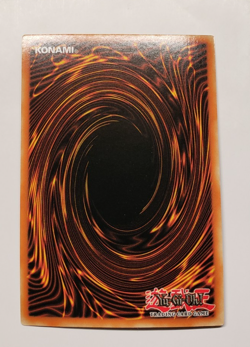 Yu-Gi-Oh Dark Magician MAGO-EN002 1st Edition Premium Gold Rare NM - Image 2