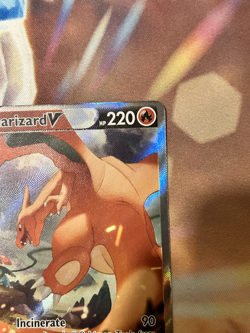 Pokemon TCG - Charizard V 154/172 Alternate Full Art Brilliant Stars NM - Image 3