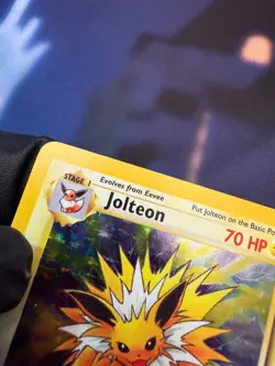Jolteon 4/64 Holo Rare Jungle WOTC Pokemon Card VLP - Image 4