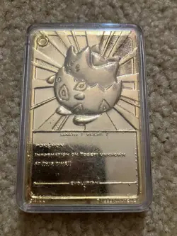 Burger King, Gold POKEMON Trading Card - Togepi, NEAR MINT with case, no ball - Image 2