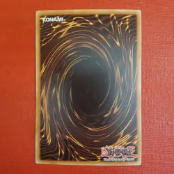 Yugioh Blackwing Armed Wing GLD3-EN039 Limited Edition - Image 2