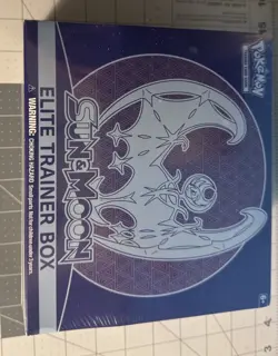 Pokemon Sun And Moon Base Lunala Elite Trainer Box Sealed New 728192530920 - Image 2