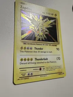 Pokemon Card Zapdos Thunderbolt 170 HP Rare Holofoil - Image 2