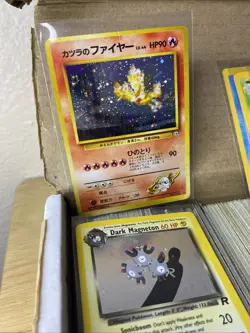 600+ Pokemon Card Lot WOTC & E READER VINTAGE Bulk & Holos - Amt: UNKNOWN - RARE - Image 3