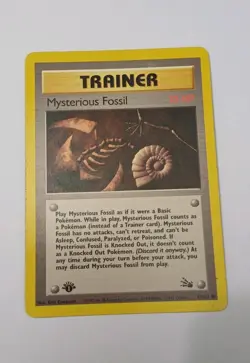 Pokemon Fossil Mysterious Fossil 62/62 1st Edition Trainer - Image 2