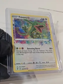 Rayquaza 138/185 Vivid Voltage NM Holo Foil Amazing Rare Pokemon Card - Image 4