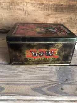 Konami Yu-Gi-Oh! Kazuki Collector Tin With Loose Cards Lot 530 Cards 1996 Vtg - Image 2