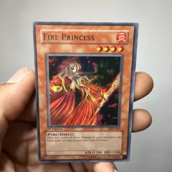 Fire Princess LON-034 Labyrinth of Nightmare 1st Edition Super Rare YU-GI-OH - Image 1