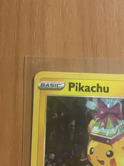 Pokemon TCG - Pikachu SWSH234 -Holo- Black Star Promo MP - Image 4