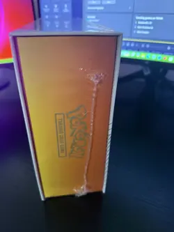 Pokemon TCG Sword and Shield Ultra Premium Collection Charizard Box (SEALED) - Image 2