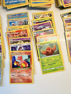 Huge Vintage Pokemon Lot - No Doubles - Tons of Holo and Rare - Great Condition - Image 3