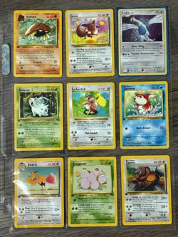 9 pokemon card lot vintage, some first edition NM/LP (Jungle, Fossil) - Image 1