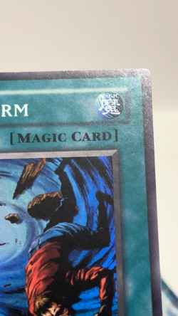 YuGiOh! Heavy Storm MRD-142 Unlimited Super Rare Holo Bleed LP - Image 2