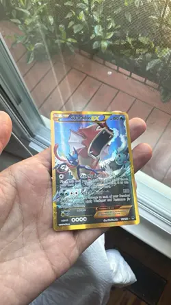 Lot Of 5 Pokemon Cards -Ho oh EX, M Aggron EX, Kyogre, gyarados, Zacian V - Image 2