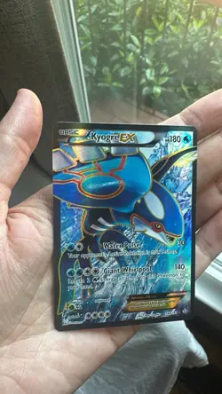 Lot Of 5 Pokemon Cards -Ho oh EX, M Aggron EX, Kyogre, gyarados, Zacian V - Image 3