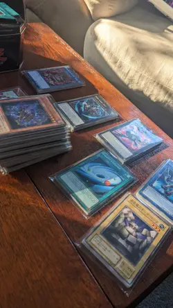 Yu-Gi-Oh Joblot In 2004 Insect Queen Tin - Image 3