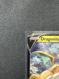 Pokemon TCG Dragonite V Pokemon Go 049/078 Holo Ultra Rare Lp Card - Image 2