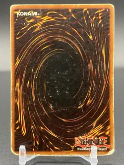 Dark Magician Ultimate Rare Starter Deck Yugi - Image 2