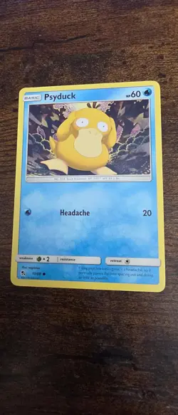 Psyduck 11/68 Common Hidden Fates Pokemon Near Mint - Image 1