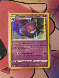 Pokemon Gengar 085/202 NM Holo Sword and Shield Base Set - Image 1