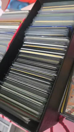 500 Pokemon Card Lot + 50 Holo, Rares, Reverse Foils EX V - Gift Box Collection - Image 1