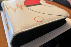 200 Pokemon TCG cards in binder - Image 1